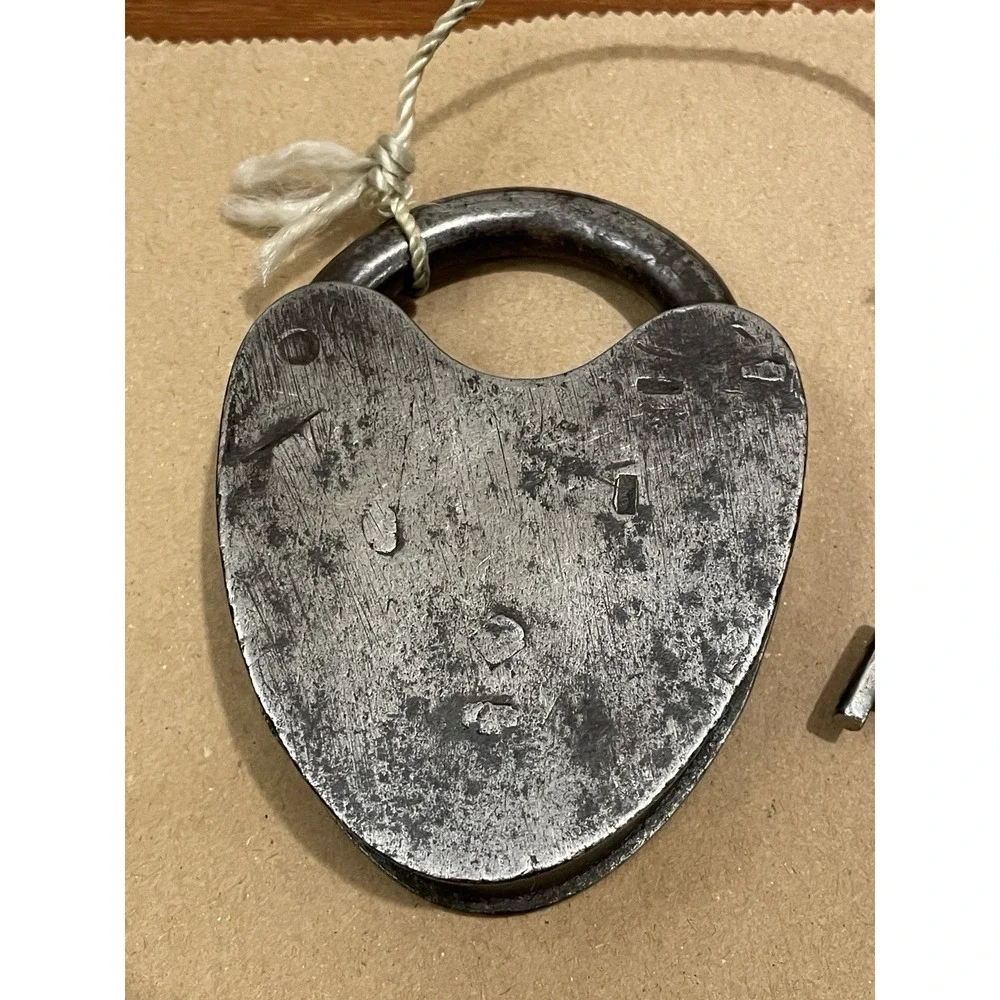 Antique Davenport Mallory Padlock Lock D.M &‎ Co With Key Iron